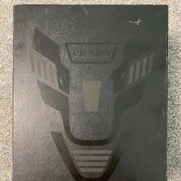 Prada cloudburst Thunder - Picture 8 of 8